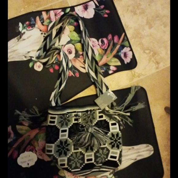Cochella Purse - Picture 2 of 3